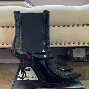 Saint Laurent opyum booties
